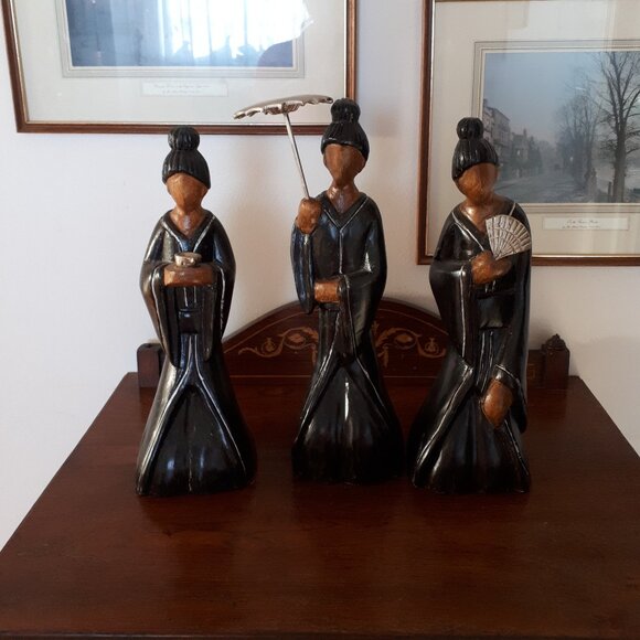 Source Unknown Other - Lot of three large Japanese Geisha Figures - Made of Wood